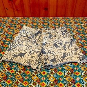 High waisted trippy jean shorts. Perfect for festivals